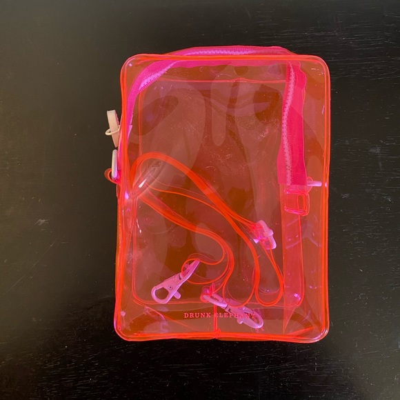 Neon Pink Transparent Crossbody - Picture 4 of 4
